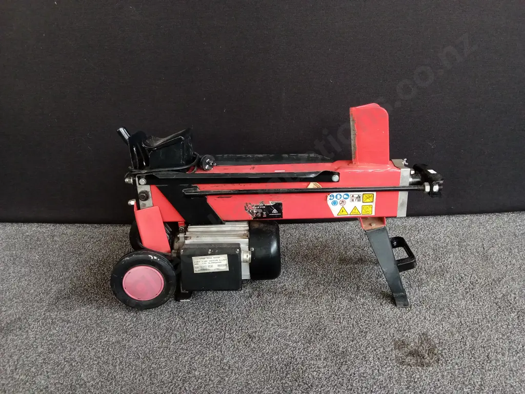 LOG SPLITTER MACHINE (THE TOOL SHED) Image 1++