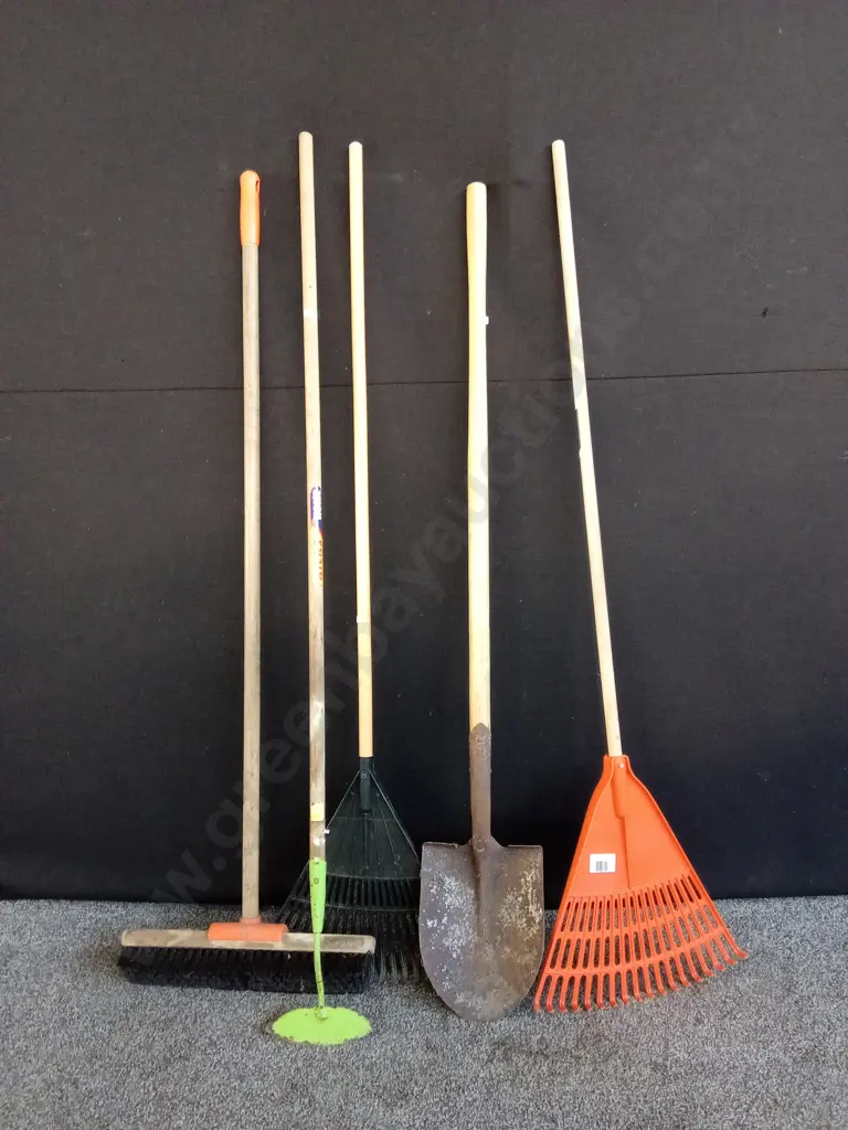 5 GARDEN TOOLS Image 1++