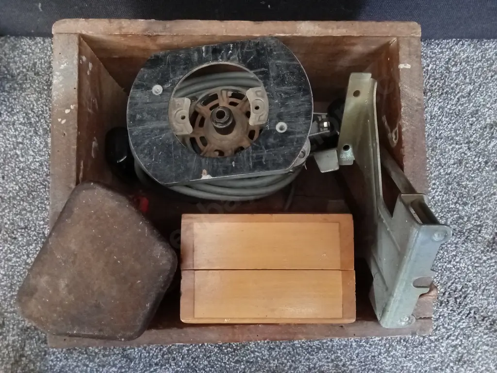 ROUTER TOOL WITH PIECE SET Image 1++