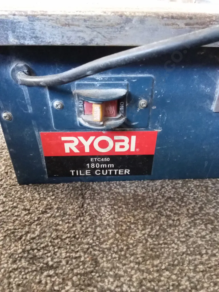 RYOBI TILE CUTTER Image 1++