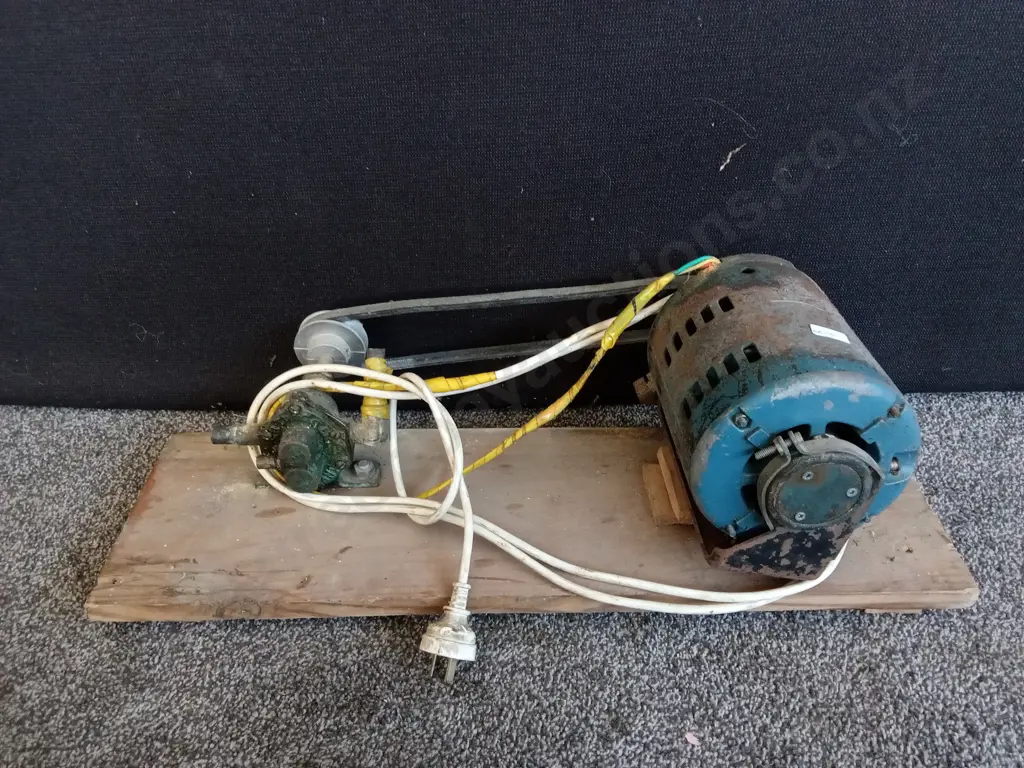 VINTAGE AC INDUCTION MOTOR Image 1++