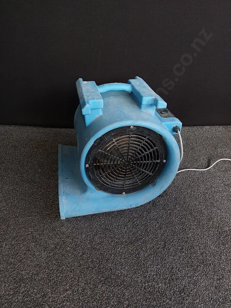 CARPET DRYER, HEAVY DUTY INDUSTRIAL AIR MOVER Image 1++