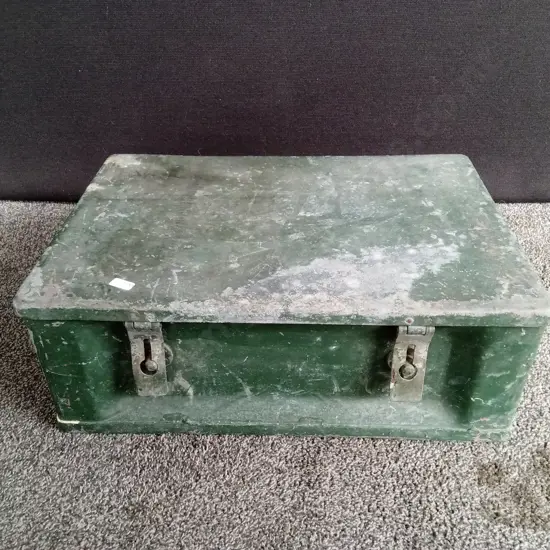 VINTAGE GREEN METAL BOX, L 52CM X W 36CM X H 20CM