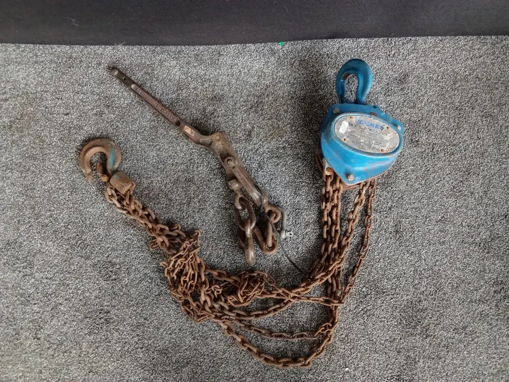 COOKES CHAIN BLOCK AND LEVER Image 1++