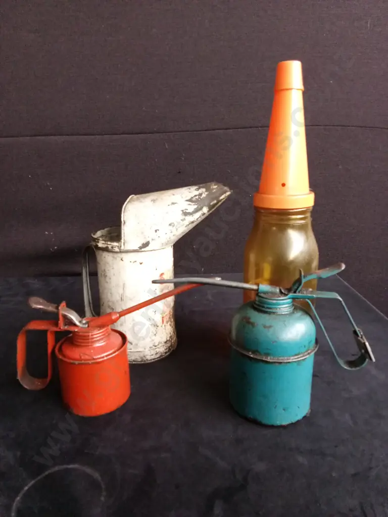 4 OIL CANISTERS Image 1++
