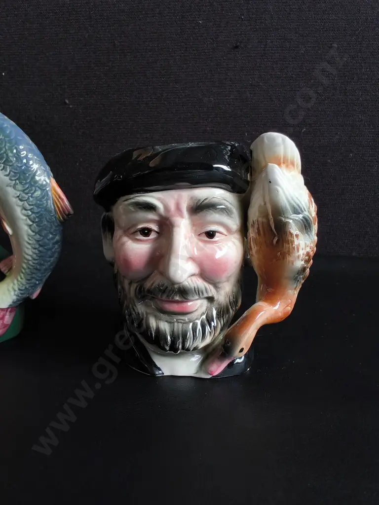 PAIR OF VINTAGE CHARACTER JUGS, INCLUDING ROYAL DOULTON "THE POACHER", TALLEST H 18 CM Image 1++
