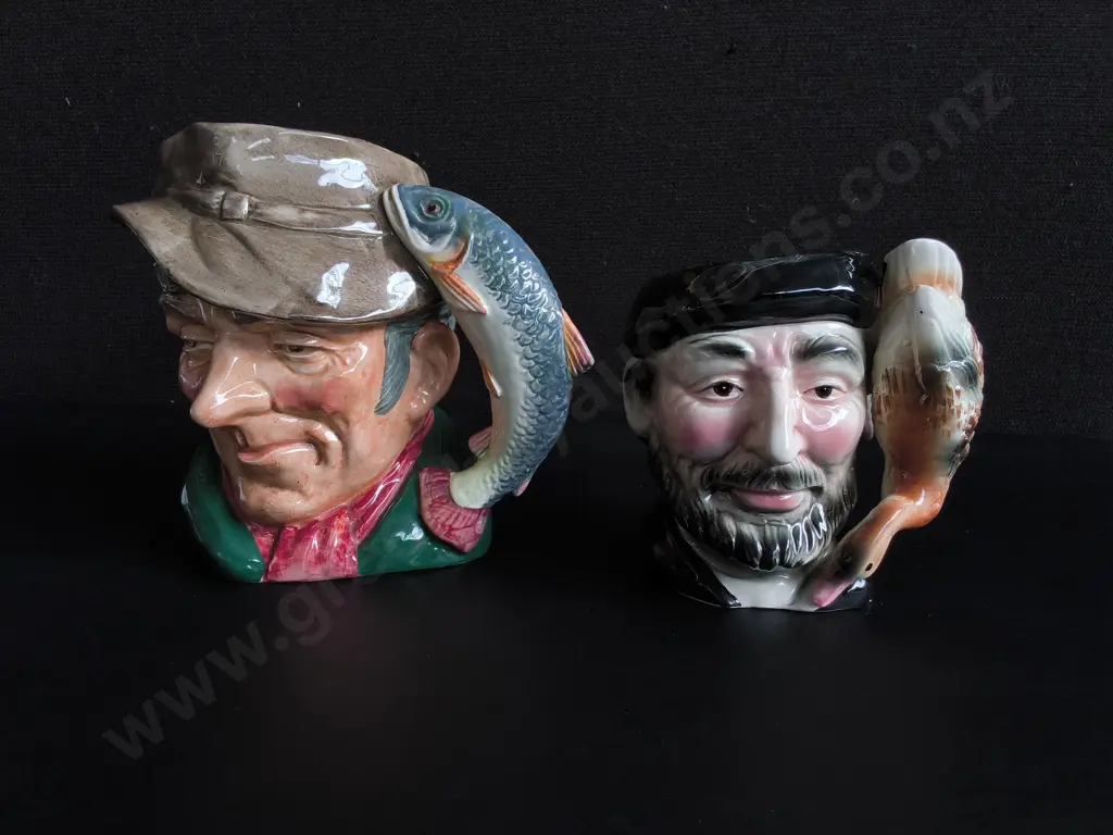 PAIR OF VINTAGE CHARACTER JUGS, INCLUDING ROYAL DOULTON "THE POACHER", TALLEST H 18 CM Image 1++