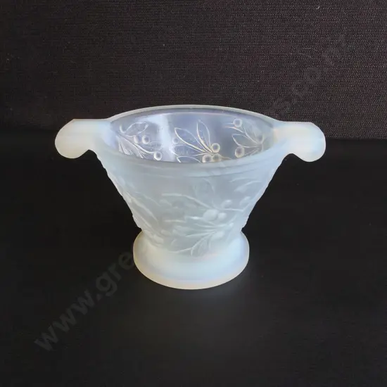 VINTAGE ART DECO OPALESCENT GLASS VASE WITH HANDLES, BY ETLING FRANCE , H 9 CM