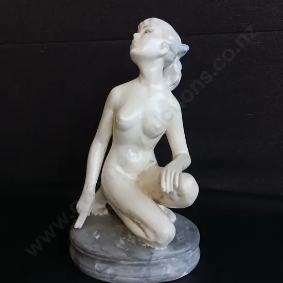 VINTAGE ART DECO STYLE KNEELING WOMAN NUDE FIGURINE, H 30 CM