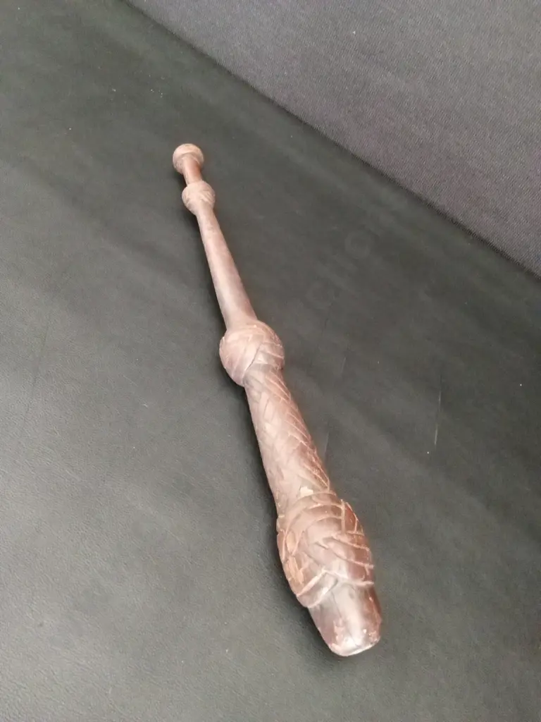 HAND CARVED WOODEN MĀORI KŌTAHA L39CM Image 1++