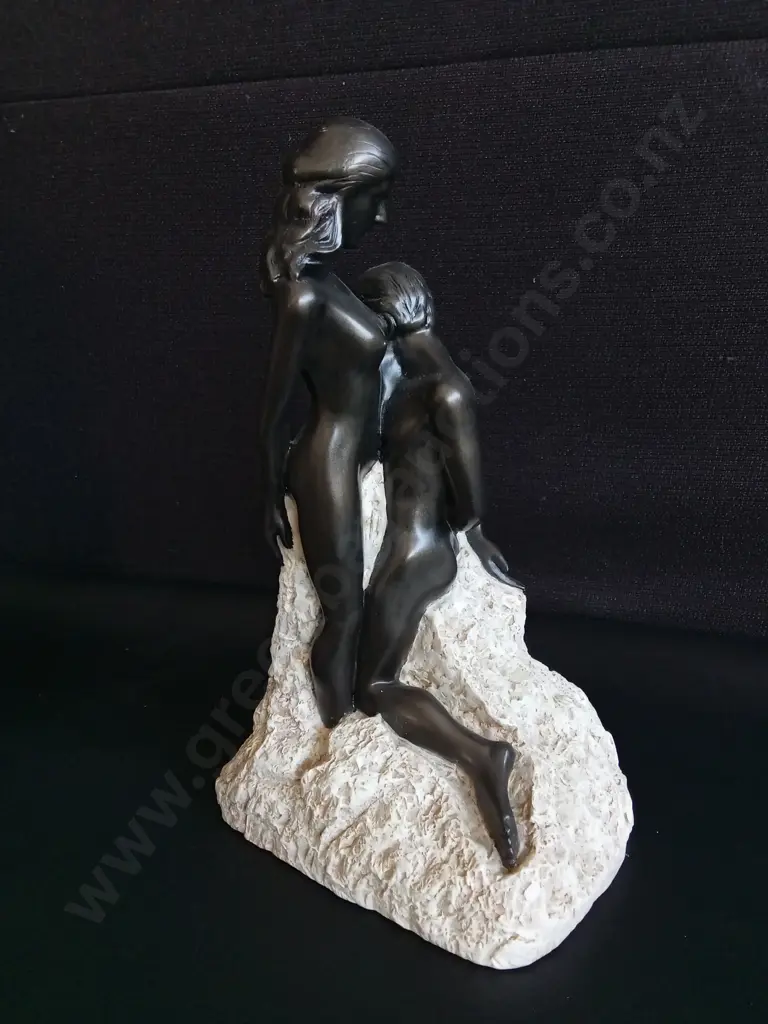 PAIR OF VINTAGE CLASSICAL SCULPTURES, GIAMBOLOGNA AND RODIN REPRODUCTIONS, TALLEST H 39 CM, DAMAGE PICTURED Image 1++
