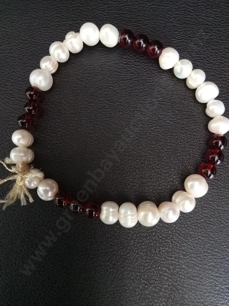 2 FRESHWATER PEARL BRACELETS Image 1++