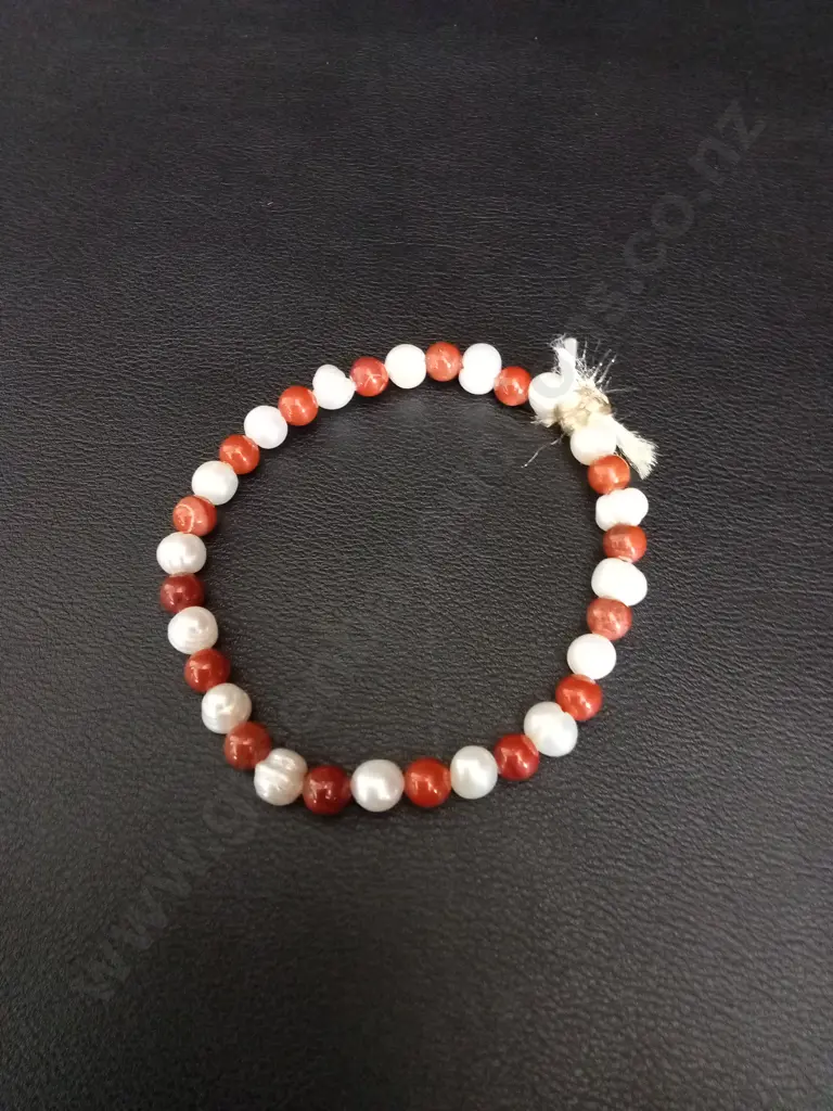 JASPER AND PEARL BRACELET Image 1++