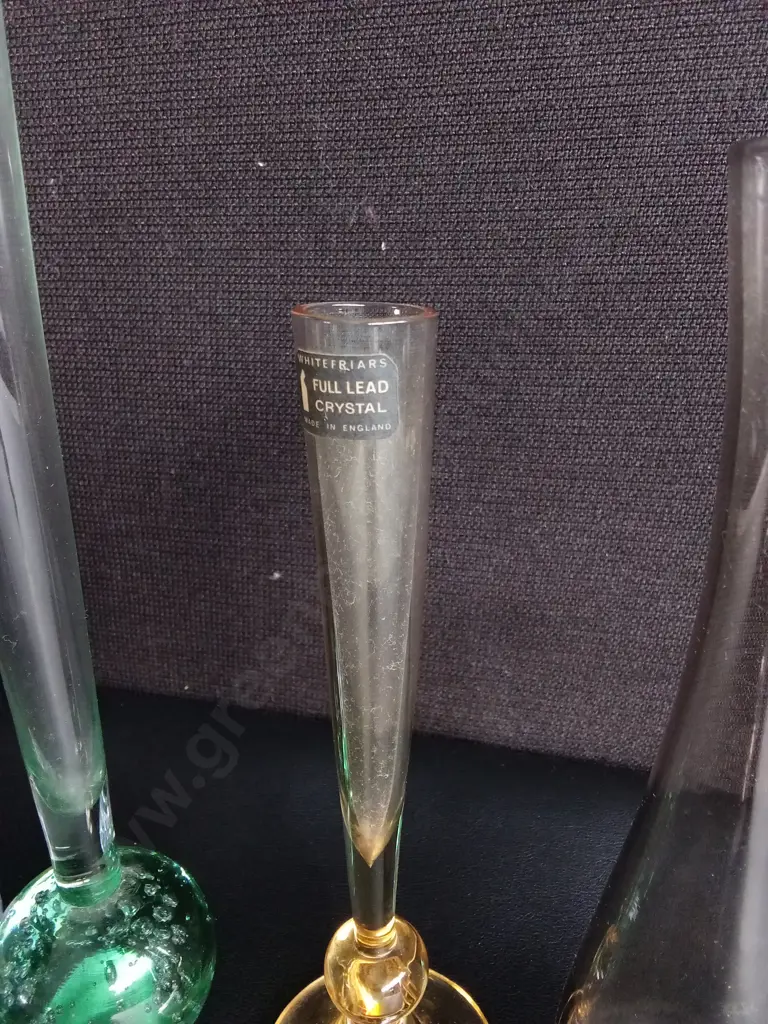 4 VINTAGE ART GLASS SOLIFLEUR VASES, INCLUDING ONE FULL LEAD CRYSTAL, TALLEST H 24 CM Image 1++