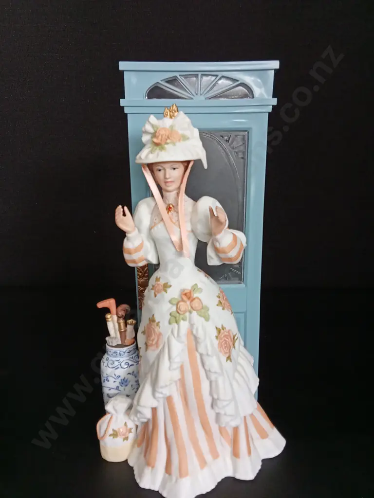 3 VINTAGE MRS ALBEE PRESIDENTS CLUB AWARDS TALLEST H27CM Image 1++