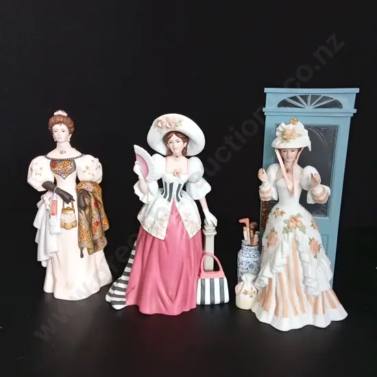 3 VINTAGE MRS ALBEE PRESIDENTS CLUB AWARDS TALLEST H27CM