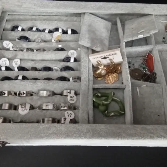 JEWELLERY CASE WITH CONTENTS