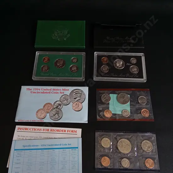 VINTAGE US MINT COLLECTABLE COIN SETS, INCLUDES SILVER