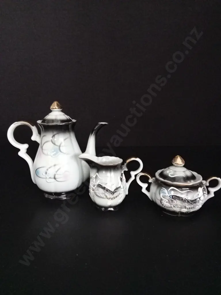 VINTAGE JAPANESE MORIAGE DRAGONWARE 13 PIECE PORCELAIN SET Image 1++
