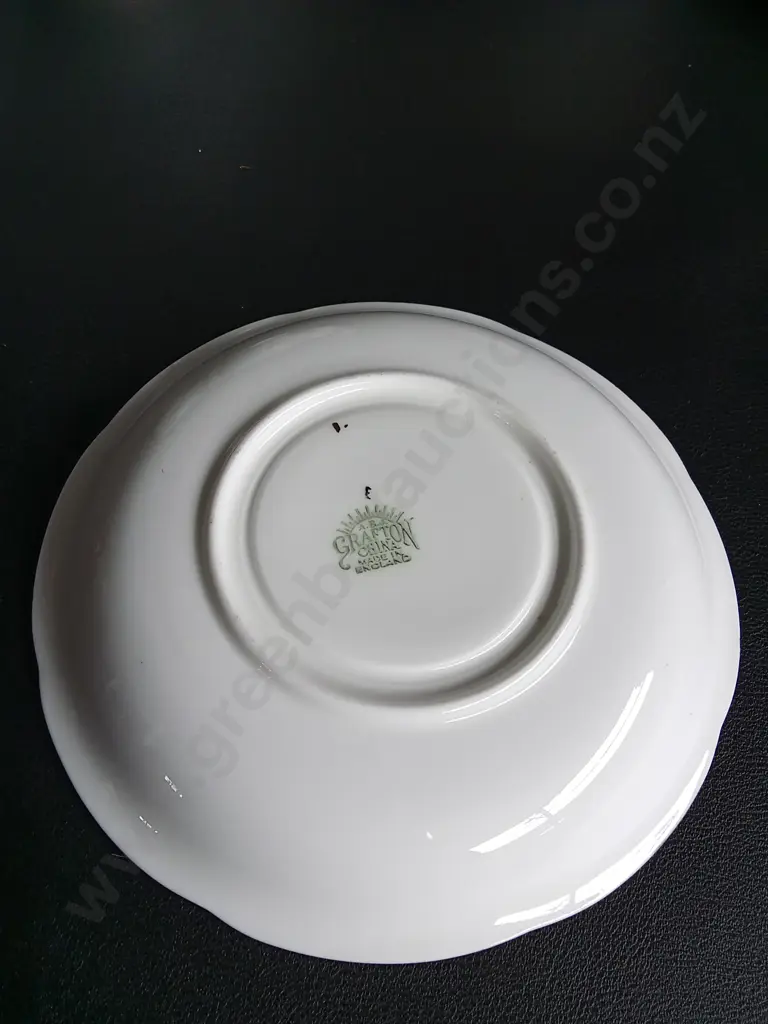 VINTAGE ROYAL GRAFTON FINE BONE CHINA TEA SET, 23 PIECES, TALLEST H 10 CM Image 1++