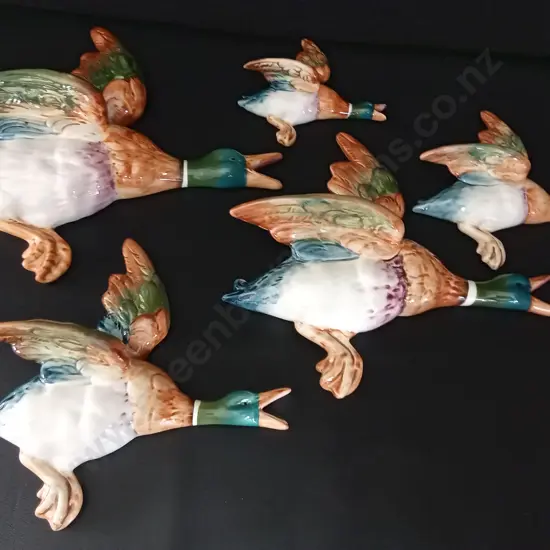 5 BESWICK CERAMIC WALL DUCKS 2 ARE VASES LONGEST L30CM