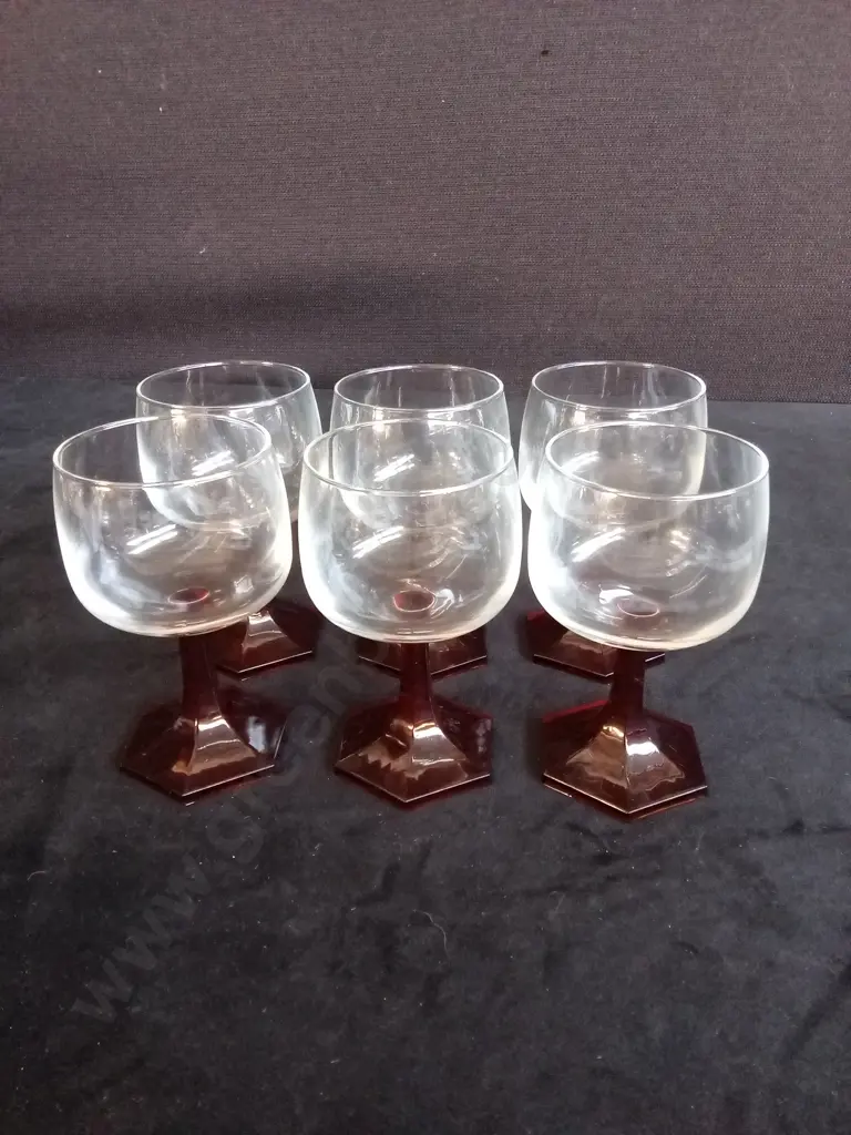 6 VINTAGE LUMINARC WINE GLASSES H10.5CM Image 1++