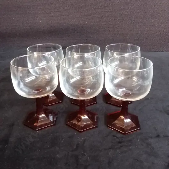 6 VINTAGE LUMINARC WINE GLASSES H10.5CM