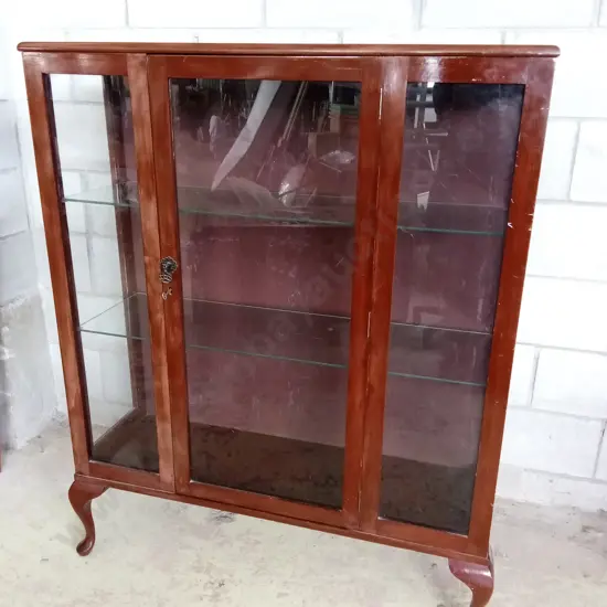 VINTAGE WOODEN DISPLAY CABINET, H 125CM X L 101CM X D 34CM