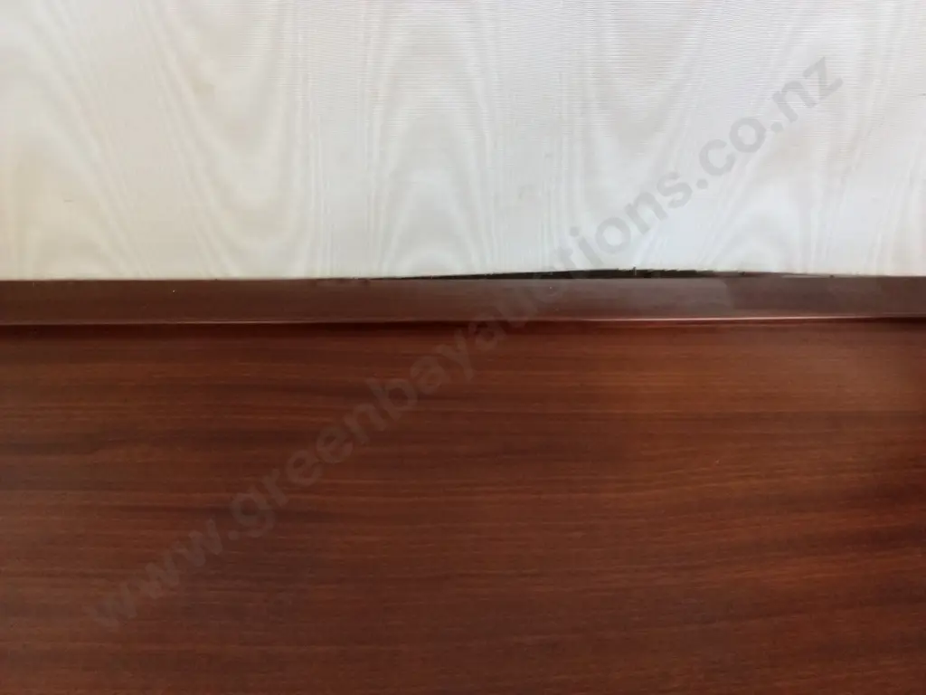 WOODEN DISPLAY CABINET WITH TWO GLASS SHELVES, H 130CM X L 111CM X D 37CM Image 1++