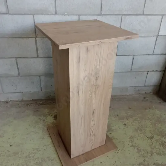 LECTERN/PODIUM, H 93CM X W 45CM X D 45CM