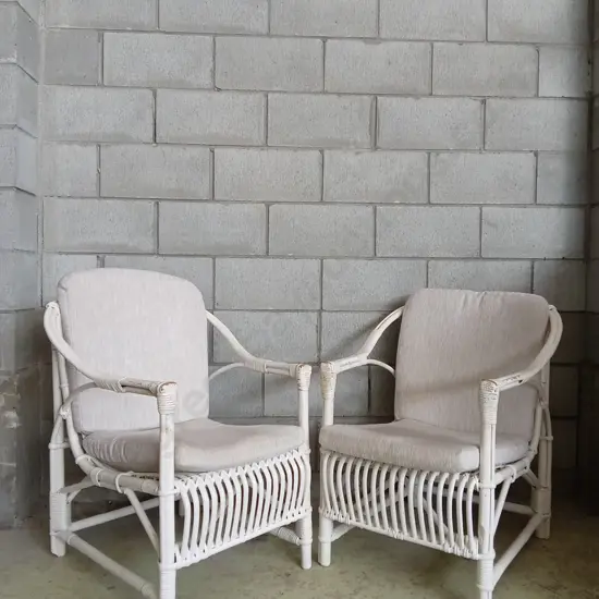 PAIR OF RATTAN CHAIRS WITH CUSHIONS, HEIGHT IS 85CM