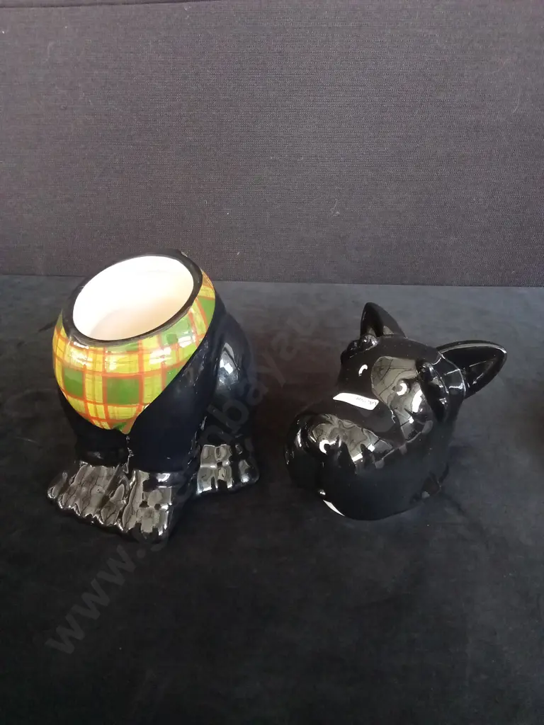 DOG COOKIE JAR H22CM AND MUG HOLDER H42CM Image 1++