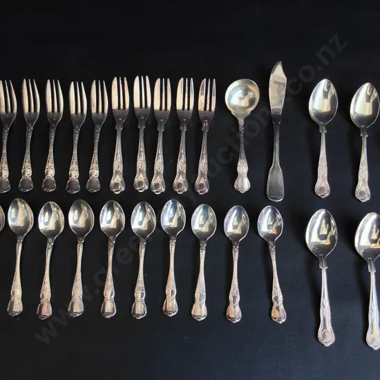 VINTAGE SILVER PLATED CUTLERY MIX, 27 PIECES, RODD, GROSVENOR, W.A. ROGERS