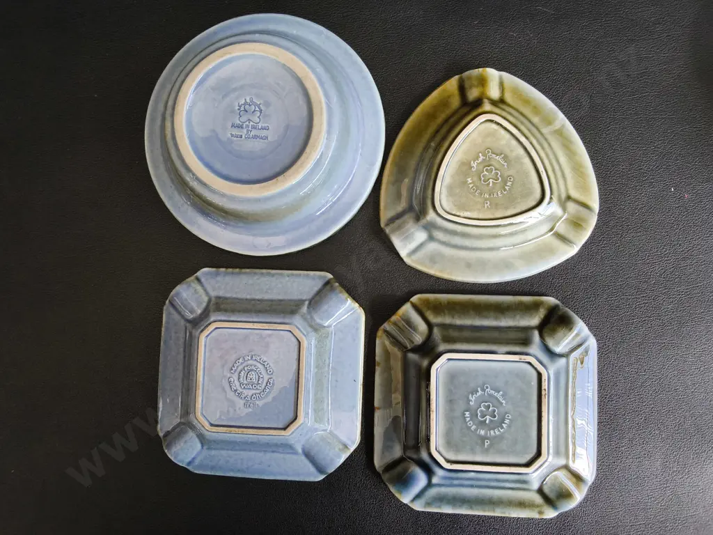 MIX OF VINTAGE ITEMS, 17 PIECES, PLATE DIA 33 CM, TALLEST H 50 CM Image 1++