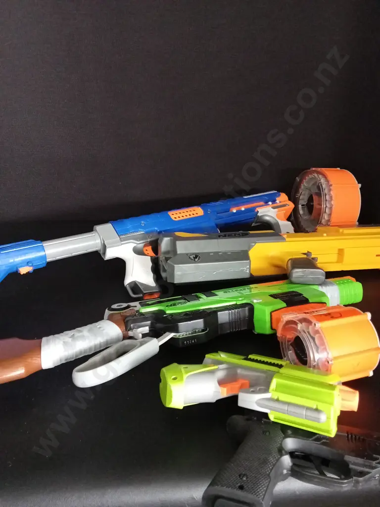 COLLECTION OF TOYS MOSTLY NURF GUNS Image 1++