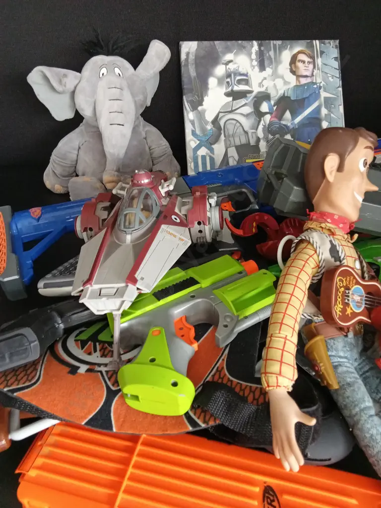 COLLECTION OF TOYS MOSTLY NURF GUNS Image 1++