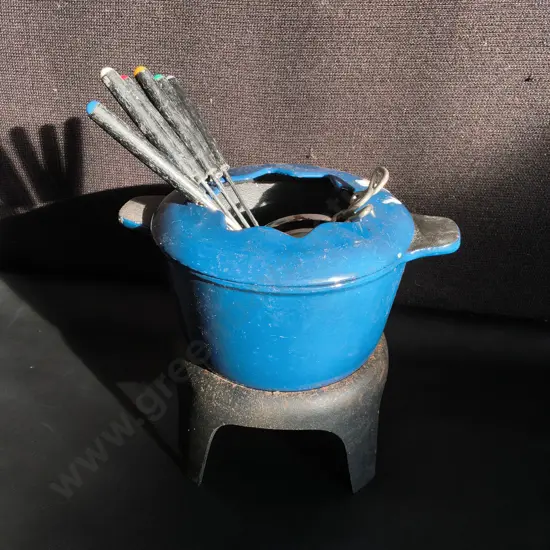 CAST IRON FONDUE SET