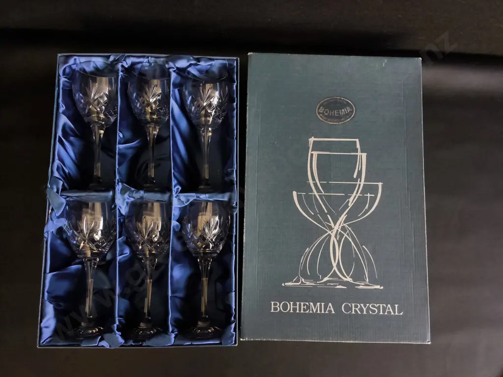 SET OF 6 BOHEMIA CRYSTAL WINE GLASSES, BOXED Image 1++