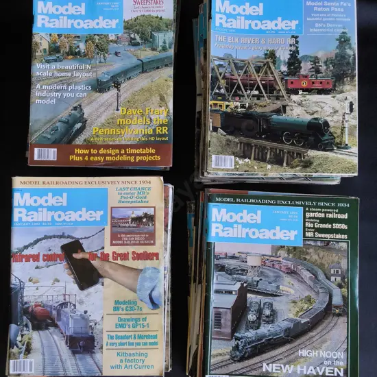 COLLECTION OF VINTAGE 1990'S RAILROADER MAGAZINES