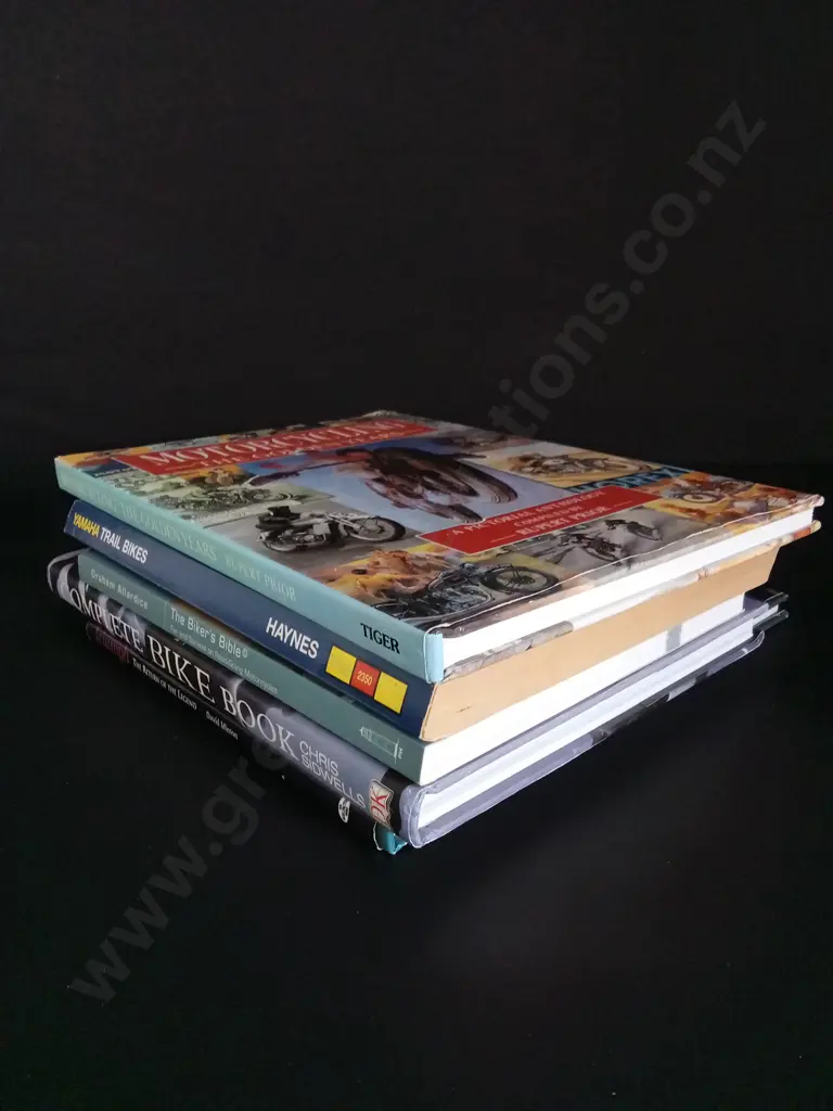 5 BOOKS ABOUT MOTORBIKES Image 1++