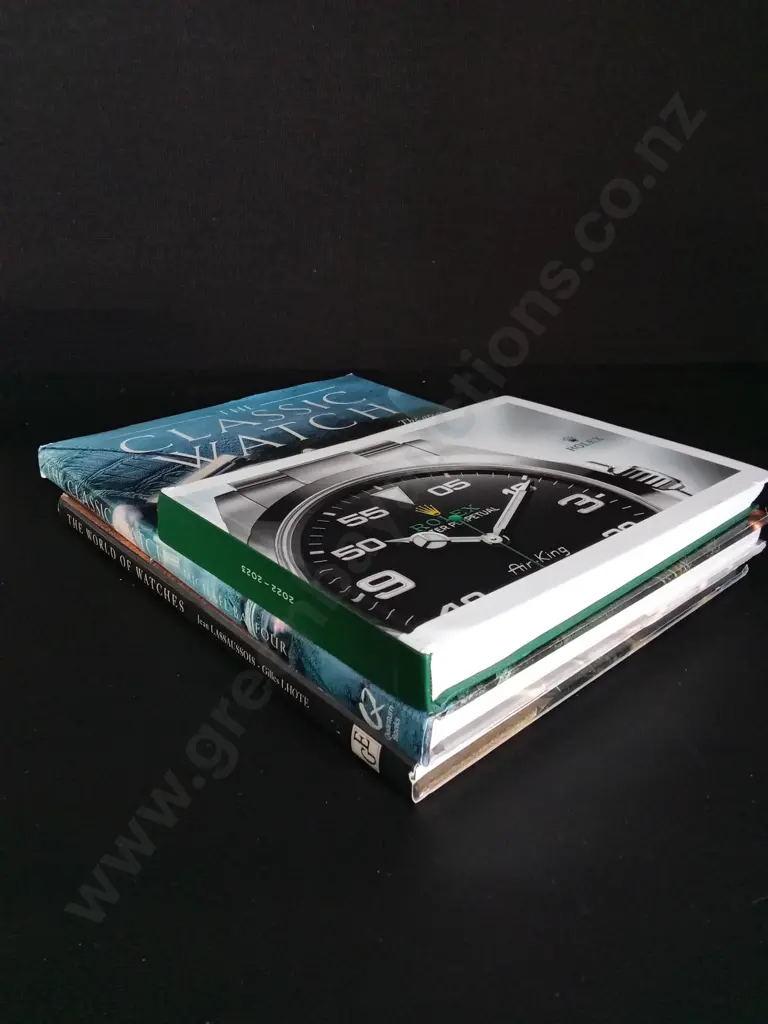 3 BOOKS ABOUT WATCHES Image 1++