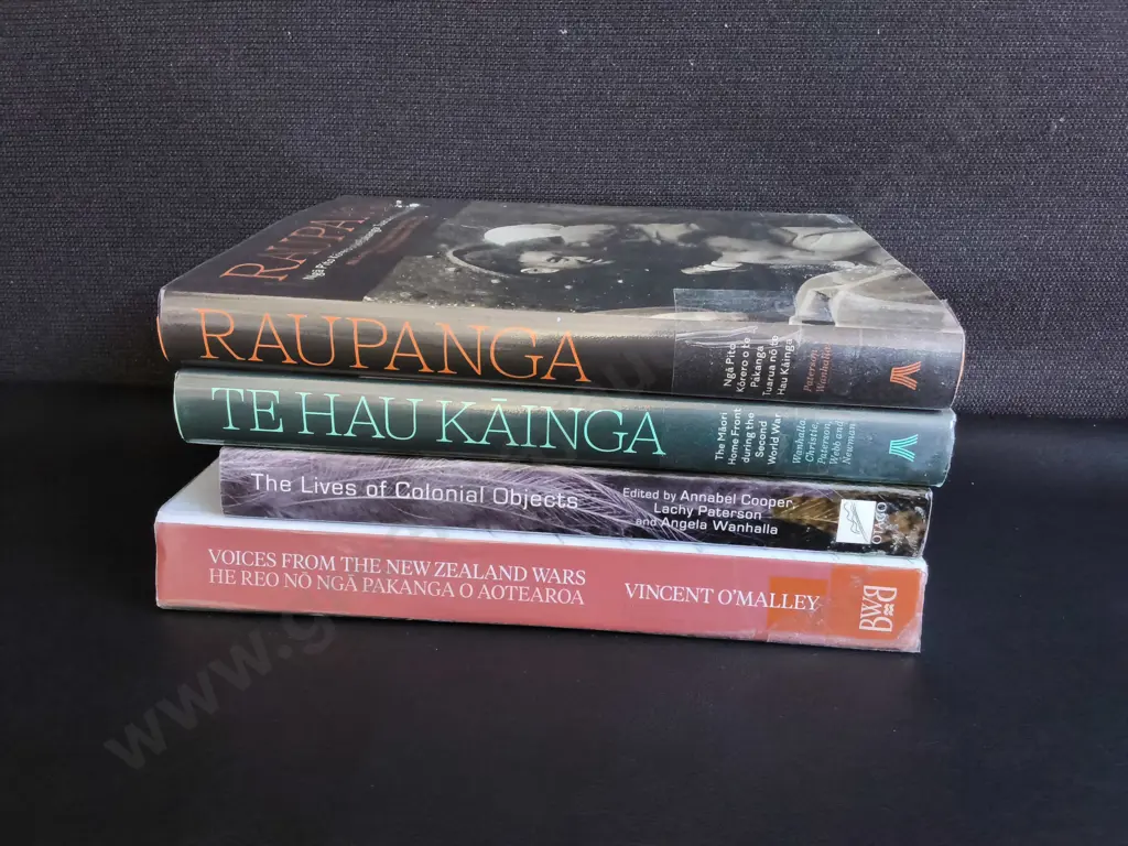 4 BOOKS ON NZ AND MĀORI HISTORY Image 1++