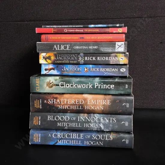 10 FANTASY BOOKS