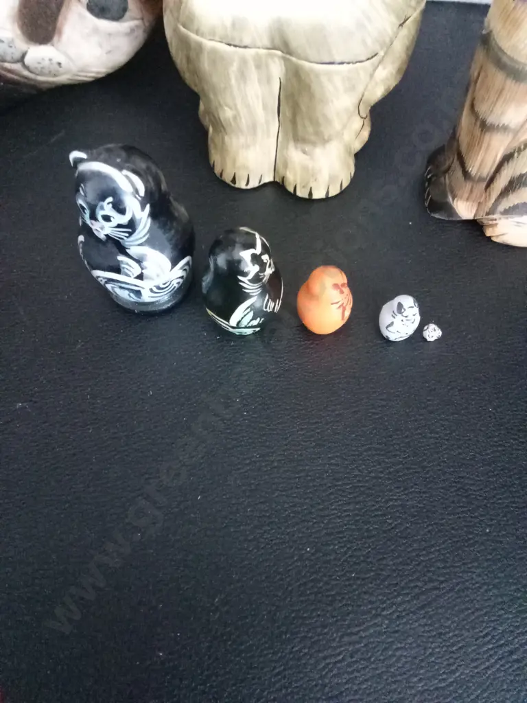 COLLECTION OF CAT ITEMS Image 1++
