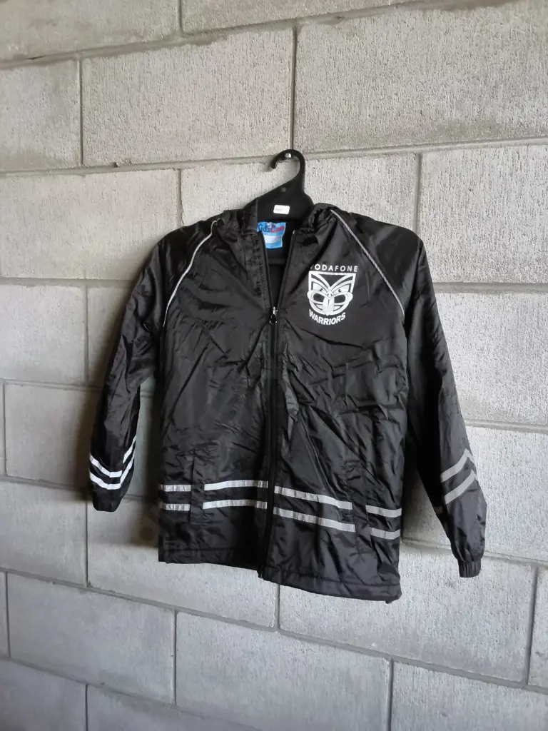 CHILDRENS WARRIORS JACKET SIZE 6 Image 1++