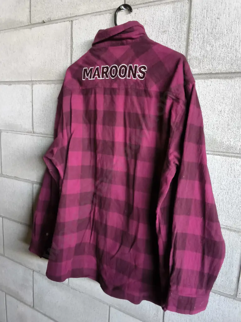 MAROONS FLANNEL SIZE 3XL Image 1++