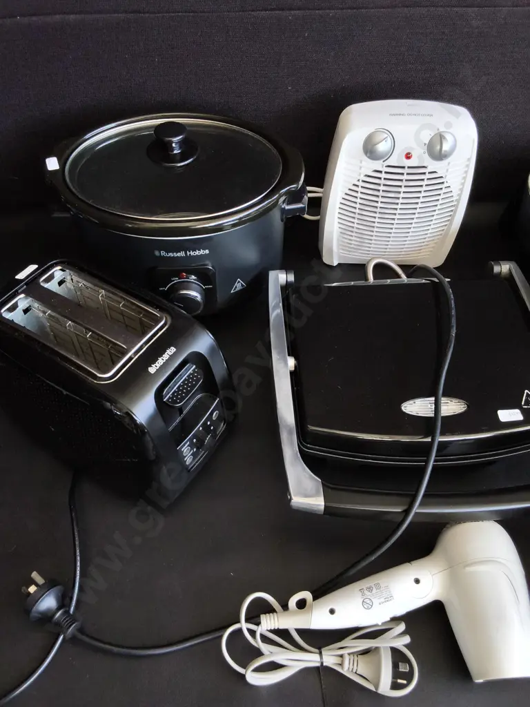 MIX OF APPLIANCES, 7 PIECES, INCLUDING KETTLE, TOASTER, SLOW COOKER, ETC. Image 1++
