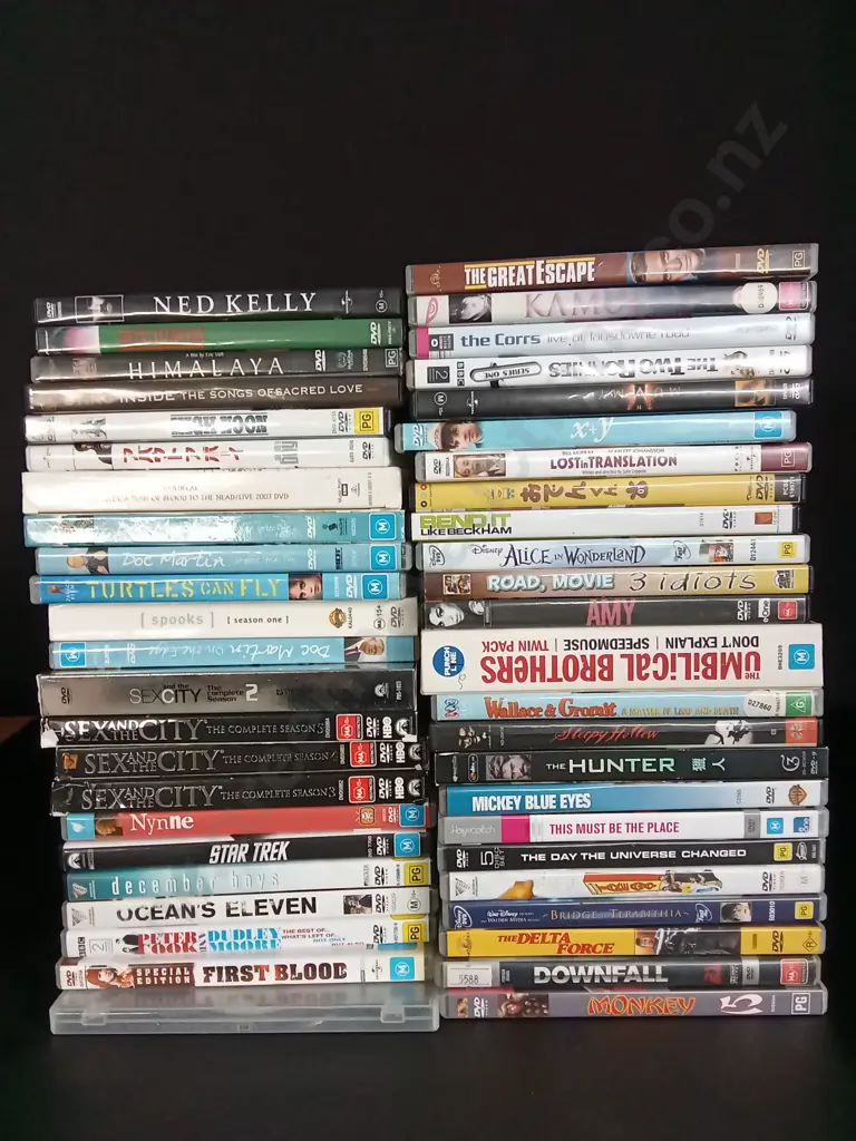 COLLECTION OF DVDS Image 1++