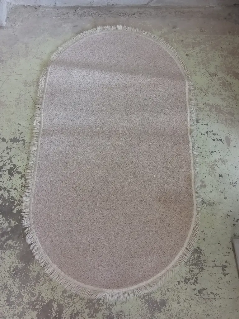 OVAL LIGHT PINK RUG, 190CM X 112CM Image 1++