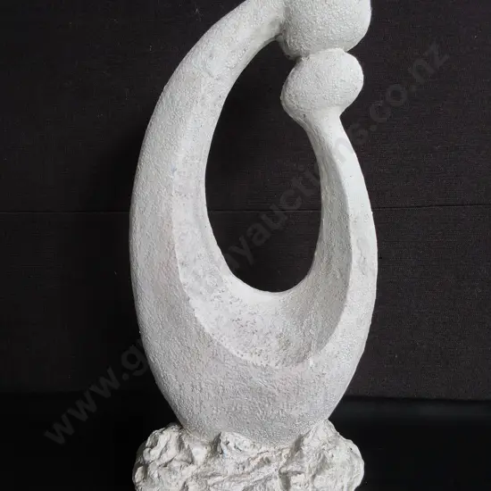 FAMILY SCULPTURE, H 58 CM